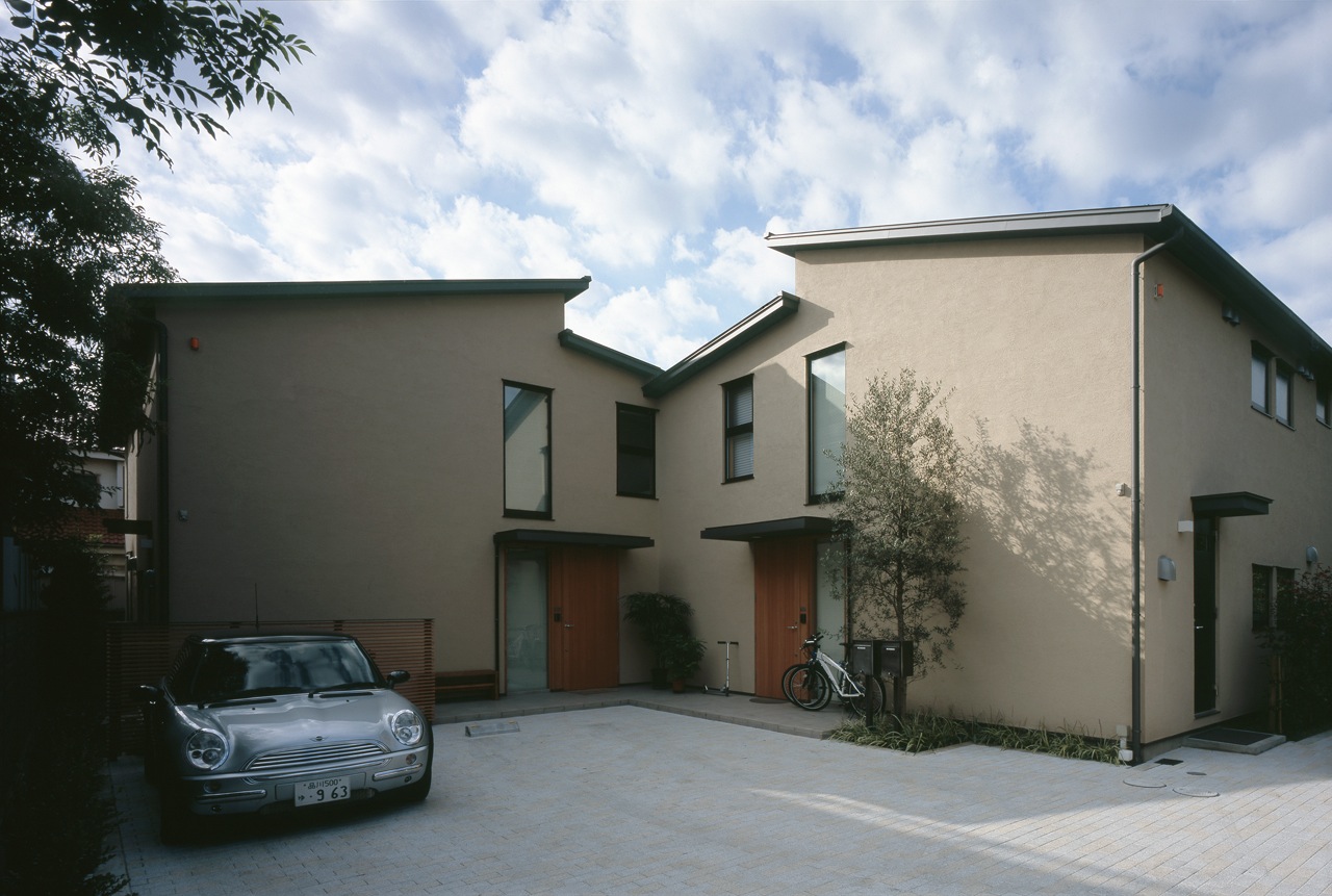  View from the parking area 