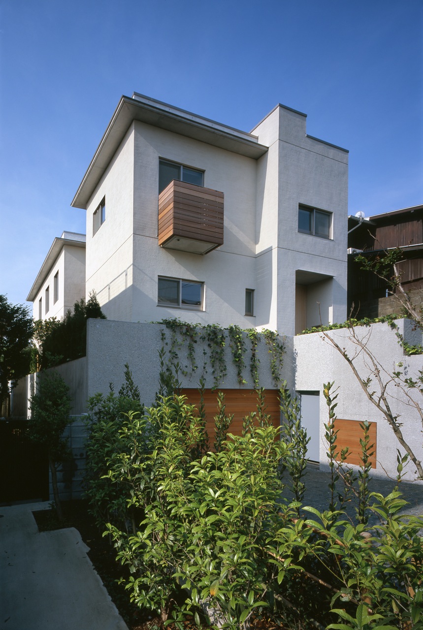  View from the street 